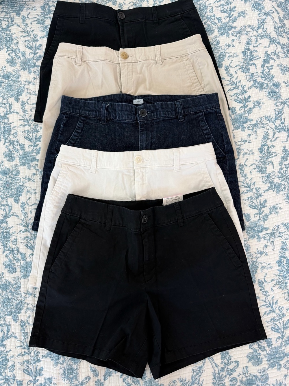 Liz Claiborne Women’s Classic Cotton Chino Shorts